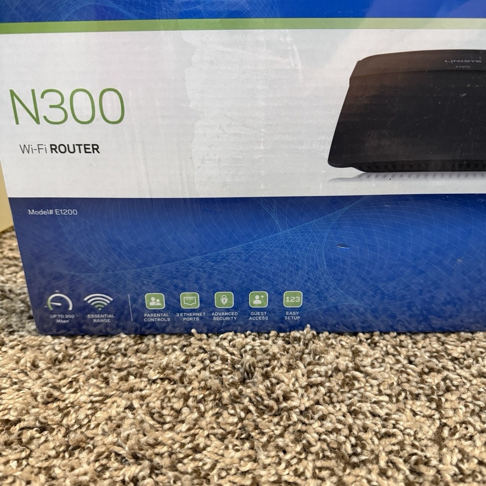 New Linksys E1200 300Mbps 4 Port 10/100 Wireless‎ N Router N300 Sealed